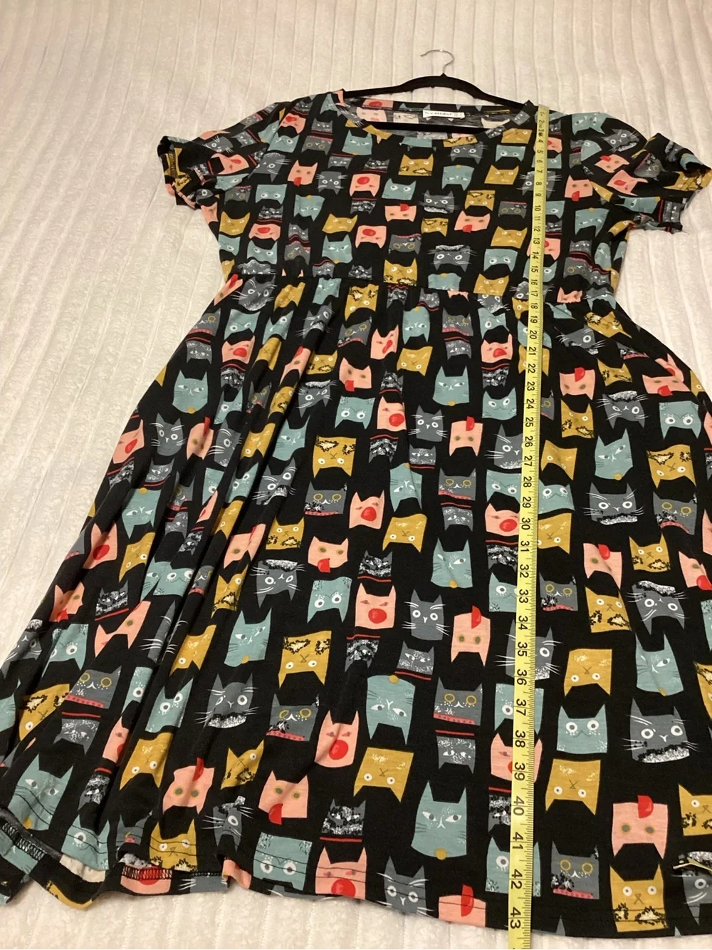Women’s Black Midi Dress with Multicolor Cat Print, size 16 - Picture 7 of 7